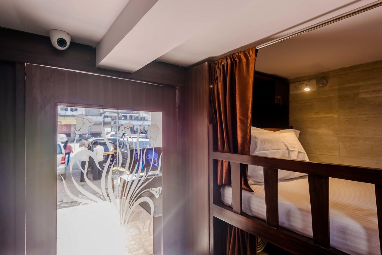 Awesome Dormitory - Men Only Mumbai  Buitenkant foto